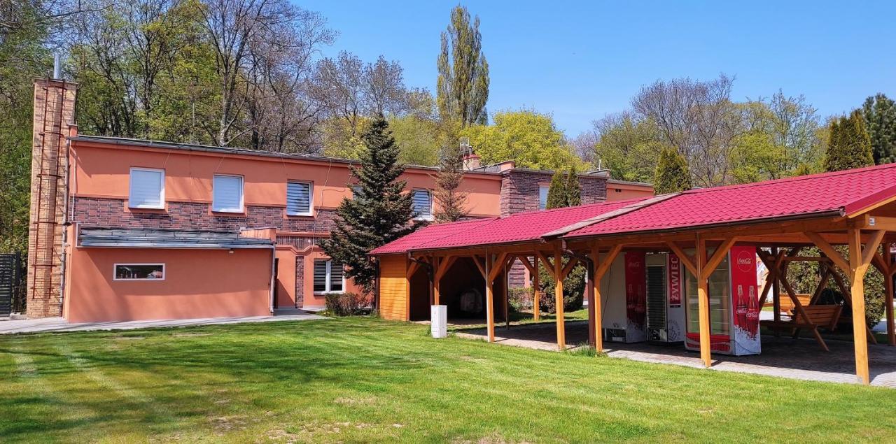 Motel Sportowy Osir Явор Экстерьер фото
